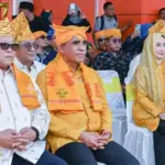 Gubernur Sulteng, ANwar Hafid (kedua kanan) pada peringtaan HUT ke-17 Kabupaten Sigi di Sigi, Selasa (24/6/2025). (Foto: Biro Adpim Setdaprov Sulteng)