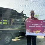 Distribusi hewan kurban oleh Telkomsel. (Foto: Telkomsel)