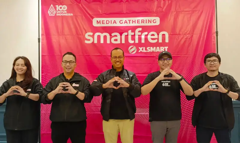 Peluncuran layanan Smartfren di Palu, Sabtu (23/8/2025). (©XLSMART)