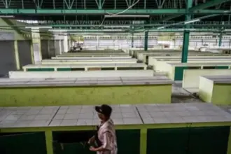 Pasar Tavanjuka yang saat ini dalam tahap revitalisasi. (© bmzIMAGES/Basri Marzuki)