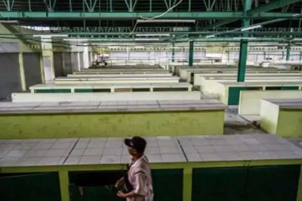 Pasar Tavanjuka yang saat ini dalam tahap revitalisasi. (© bmzIMAGES/Basri Marzuki)