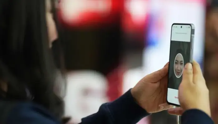Telkomsel Terapkan Registrasi Biometrik Wajah untuk Nomor Seluler