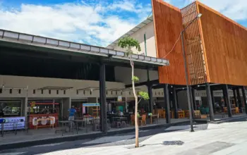 Pasar Modern Tavanjuka setelah direvitalisasi. (©bmzIMAGES/Basri Marzuki)